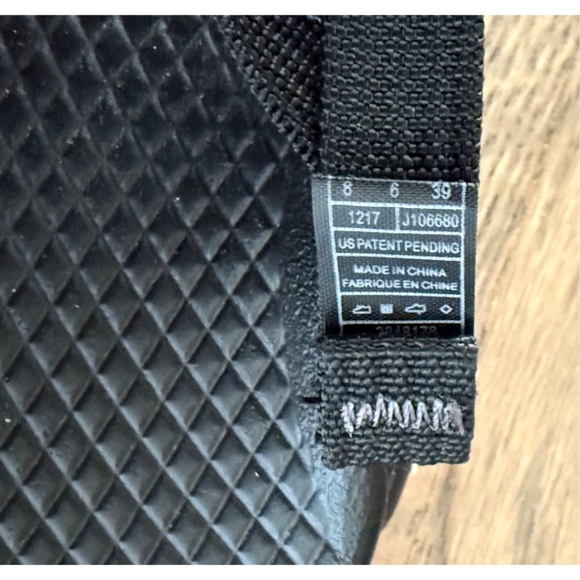 Chaco Womens Slip On Sandals Size 8 - Picture 3 of 7